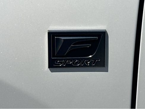 New 2026 Lexus TX 500h AWD image 18