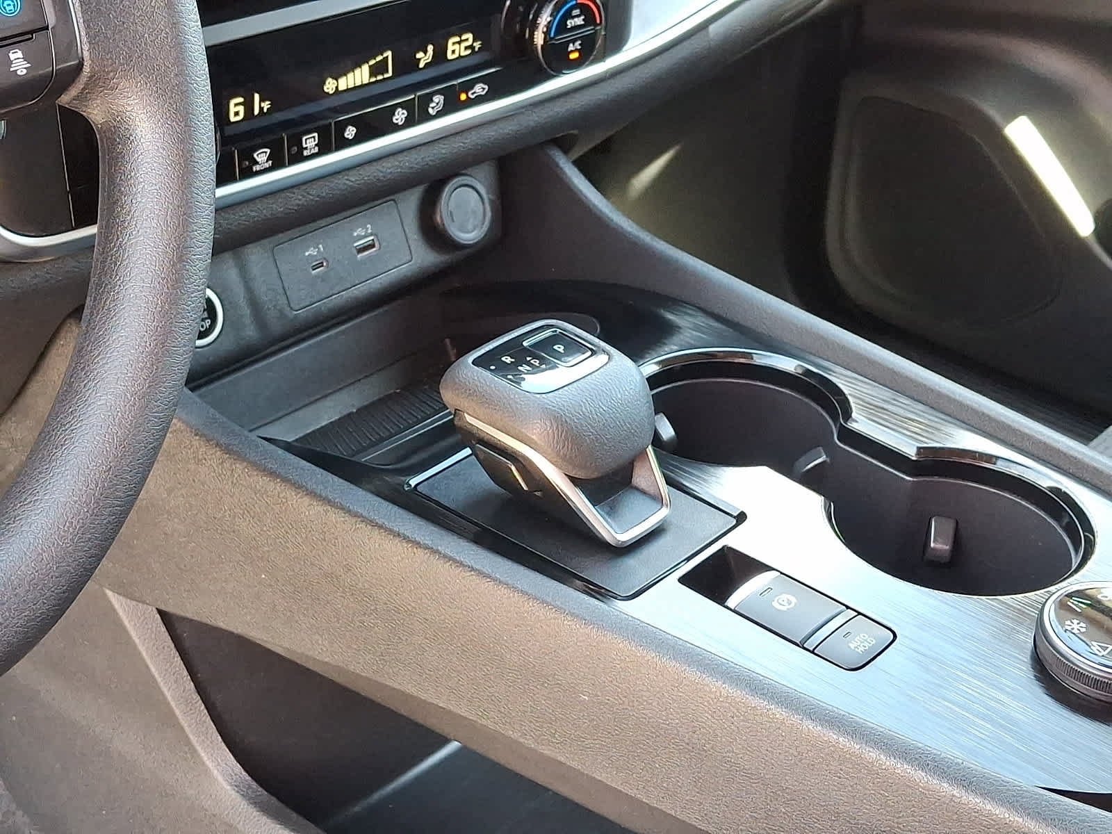 Used 2023 Nissan Rogue SV AWD/4WD image 17