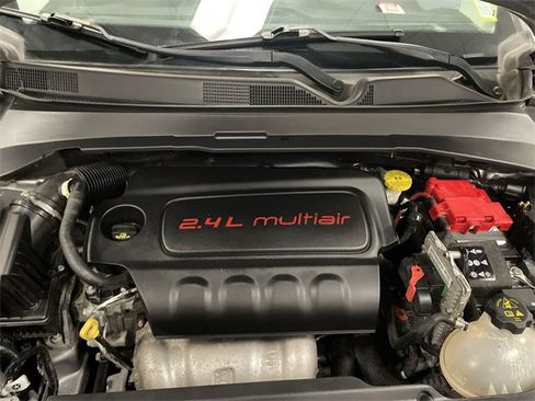 Used 2021 Jeep Compass Latitude image 25