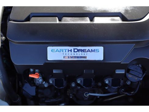 Used 2016 Honda Accord Touring image 38