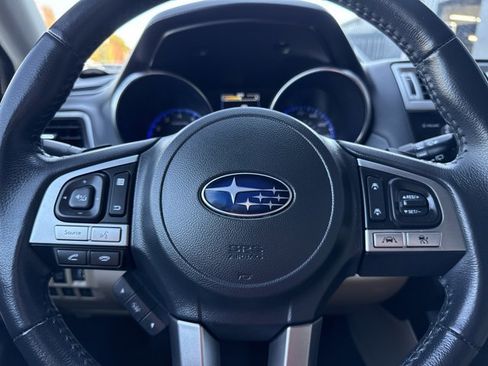 Used 2017 Subaru Outback 3.6R Limited image 22