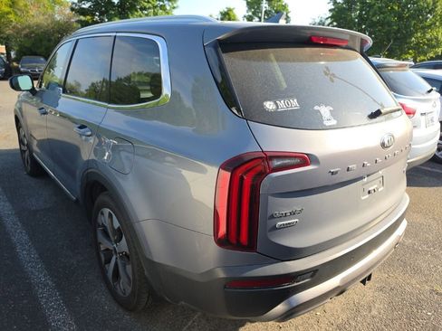 Used 2020 Kia Telluride EX w/ EX Premium Package AWD/4WD image 4