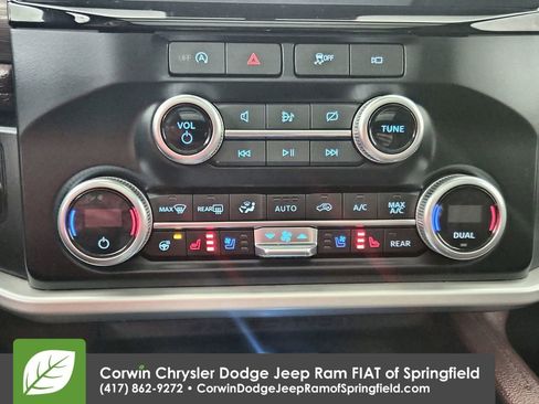 Used 2024 Ford Expedition Limited image 26