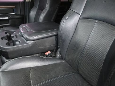 Used 2018 RAM 2500 Laramie w/ Snow Chief Group AWD/4WD image 17