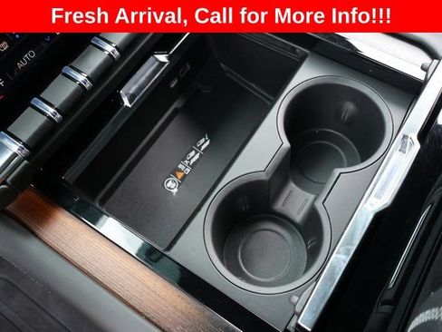 Used 2026 GMC Yukon Denali AWD/4WD image 29
