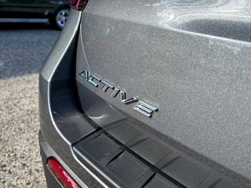 New 2026 Ford Explorer Active w/ Active Comfort Package image 8