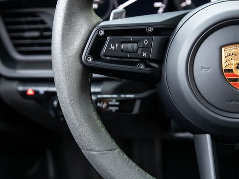 Certified 2024 Porsche 911 Carrera GTS image 15