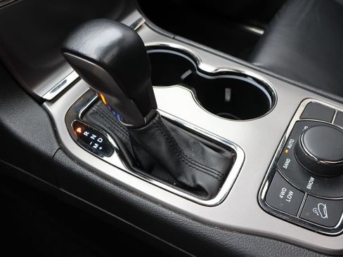 Used 2021 Jeep Grand Cherokee Limited X AWD/4WD image 10