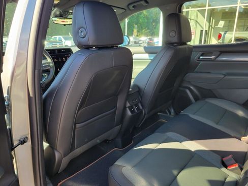 New 2026 GMC Terrain AT4 w/ Convenience Package III image 25