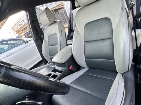 Used 2019 Kia Sportage EX w/ EX Sport Appearance Package FWD image 18