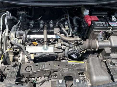 Used 2025 Nissan Versa SV FWD image 29