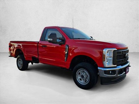 Used 2024 Ford F250 XL w/ 360-Degree Camera Package image 3