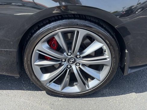 Used 2019 INFINITI Q60 Red Sport 400 w/ Proactive Package AWD/4WD image 11