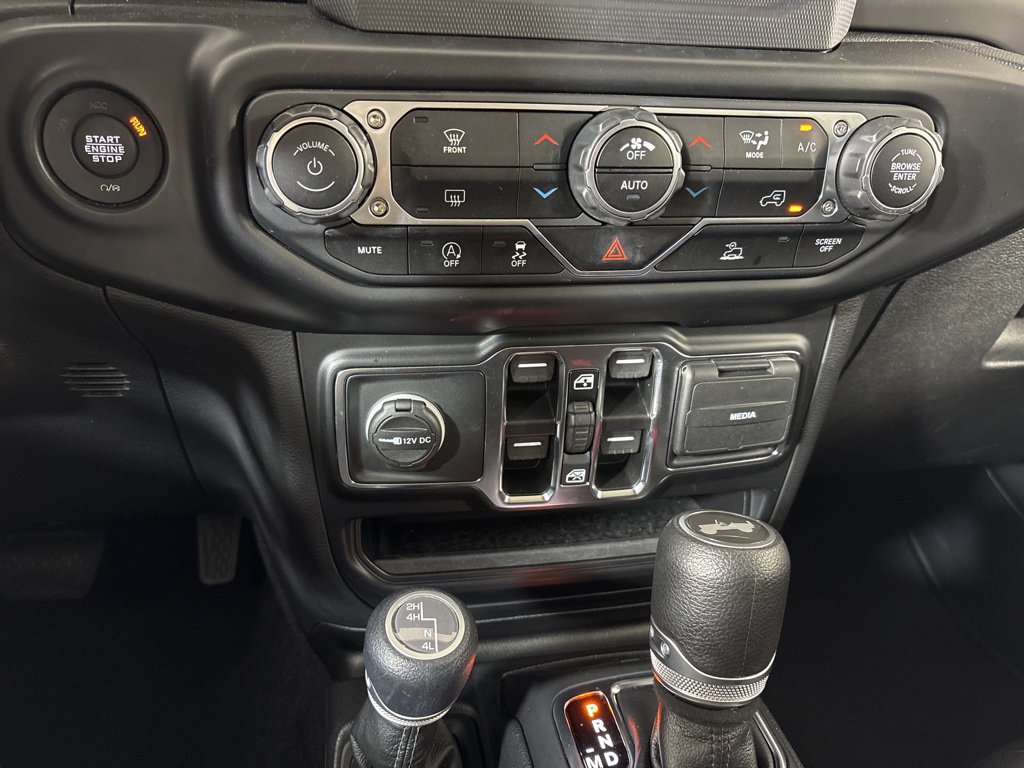 Used 2021 Jeep Wrangler Unlimited Sport AWD/4WD image 27