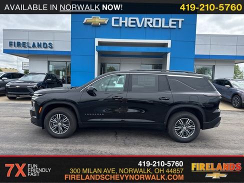 New 2025 Chevrolet Traverse LT w/ Driver Confidence Package image 8