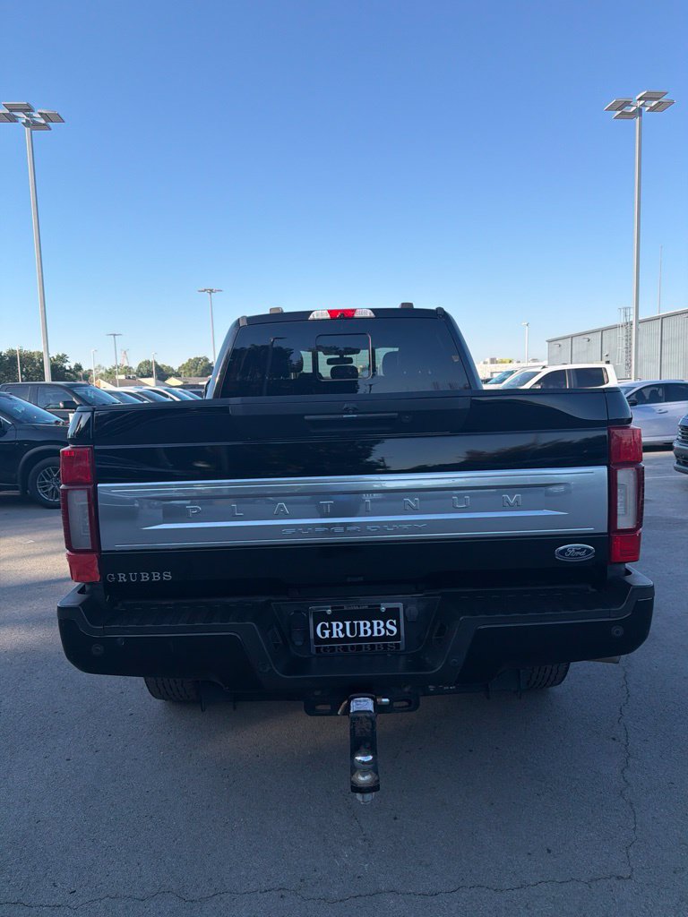 Used 2020 Ford F250 Platinum w/ FX4 Off-Road Package AWD/4WD image 2