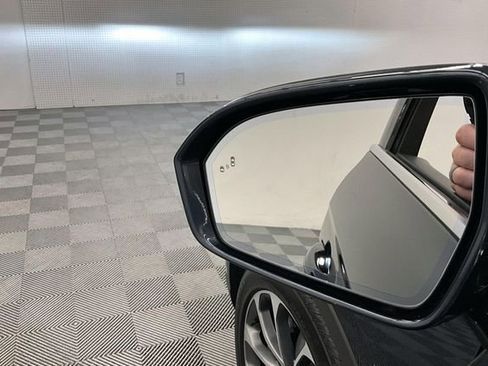 Used 2022 Lincoln Nautilus Reserve w/ Equipment Group 201A AWD/4WD image 39