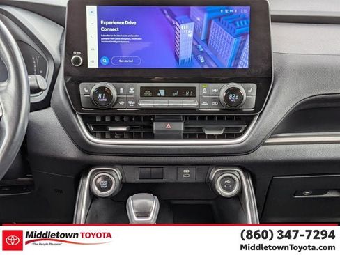 Certified 2024 Toyota Grand Highlander XLE image 30