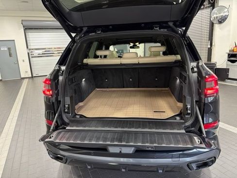 Used 2021 BMW X5 xDrive40i w/ M Sport Package AWD/4WD image 38