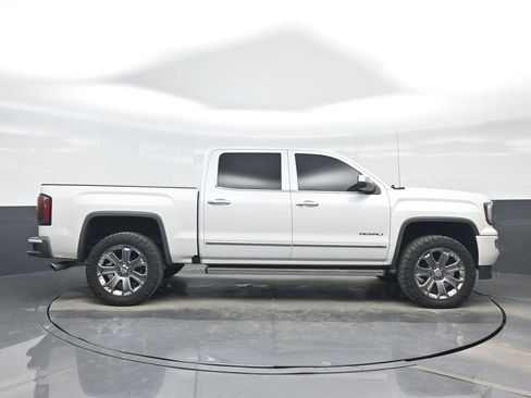 Used 2016 GMC Sierra 1500 Denali w/ Denali Ultimate Package AWD/4WD image 7