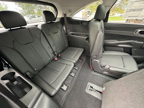 New 2026 Kia Sorento X-Line EX image 35