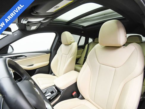 Used 2023 BMW X4 xDrive30i w/ Convenience Package image 50