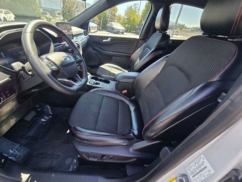 Used 2025 Ford Escape ST-Line FWD image 21