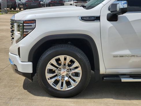 Used 2023 GMC Sierra 1500 Denali image 8
