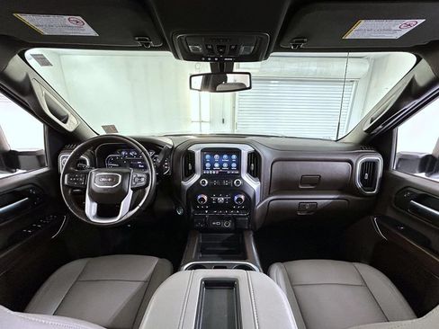 Certified 2022 GMC Sierra 2500 SLT w/ SLT Convenience Package AWD/4WD image 14