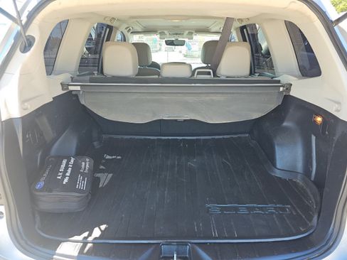 Used 2018 Subaru Forester 2.5i Limited AWD/4WD image 6