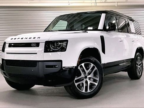 New 2026 Land Rover Defender 130 X-Dynamic SE image 1