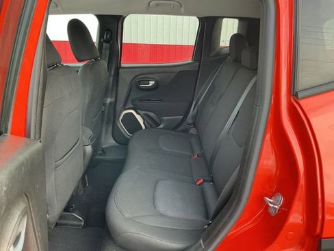 Used 2017 Jeep Renegade Latitude image 40