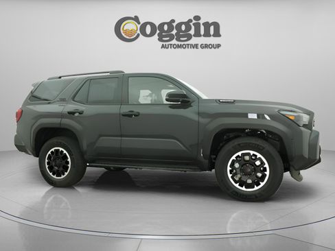 New 2026 Toyota 4Runner TRD Off-Road Premium AWD/4WD image 23
