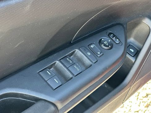 Used 2020 Honda Civic LX image 15