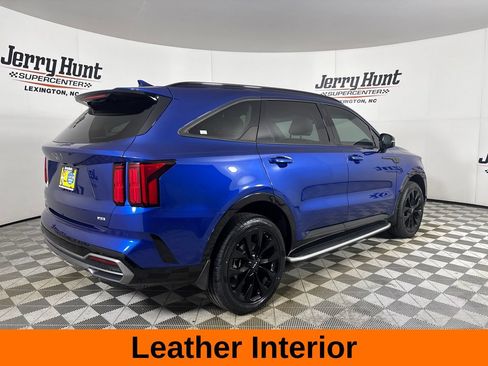 Used 2023 Kia Sorento SX AWD/4WD image 6