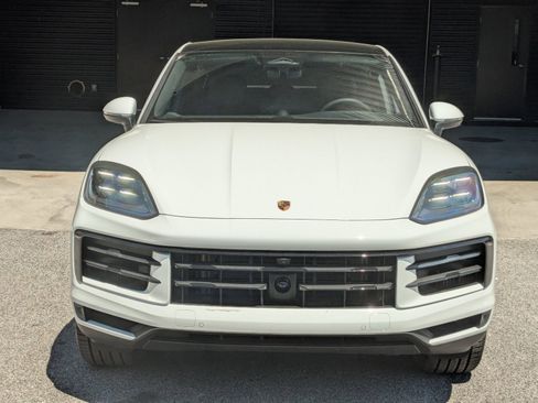 New 2026 Porsche Cayenne Coupe AWD/4WD image 6