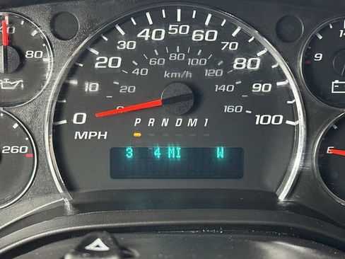 Certified 2017 Chevrolet Express 2500 image 22