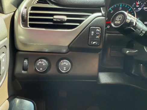 Used 2017 Chevrolet Tahoe LT image 30
