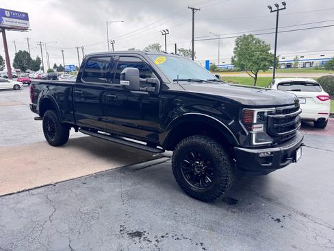 Used 2021 Ford F250 Lariat image 6