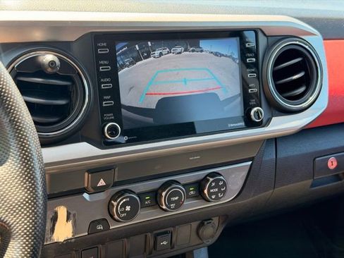Used 2021 Toyota Tacoma SR5 RWD image 30