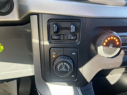 Used 2021 Ford F150 XLT w/ Trailer Tow Package image 23