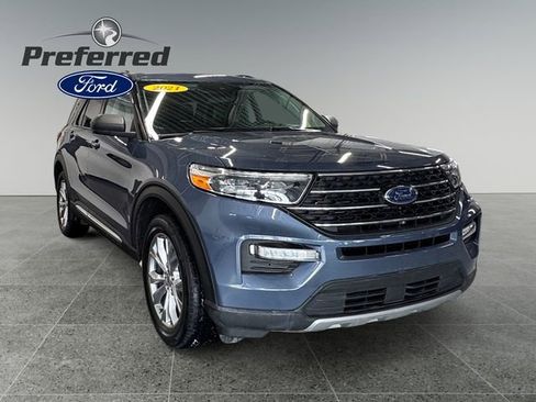 Used 2021 Ford Explorer XLT w/ Equipment Group 202A image 1