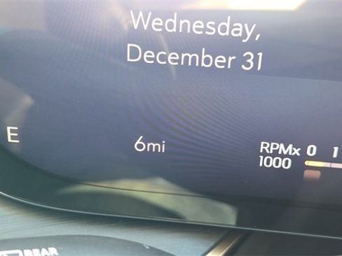 New 2026 Buick Envision Avenir image 11