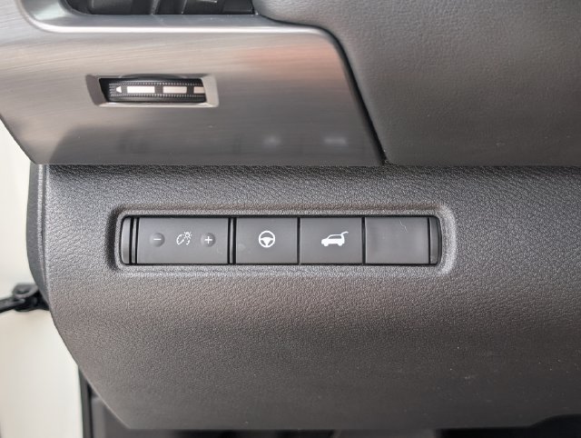 Used 2024 Nissan Pathfinder SL w/ SL Premium Package AWD/4WD image 25