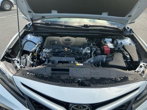 Used 2023 Toyota Camry SE image 17