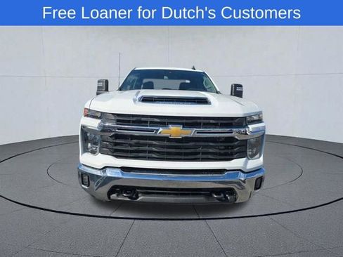 Used 2024 Chevrolet Silverado 2500 LT image 9