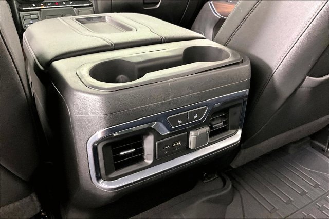 Used 2021 GMC Sierra 1500 SLT w/ SLT Premium Package AWD/4WD image 10