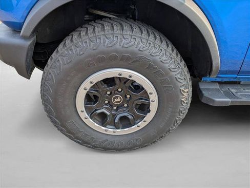 Used 2023 Ford Bronco Big Bend w/ Sasquatch Package AWD/4WD image 10