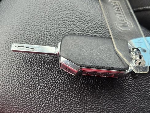 Used 2020 Kia Forte LXS image 29