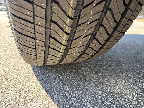 Used 2026 GMC Yukon Denali Ultimate w/ LPO, Floor Liner Package image 12